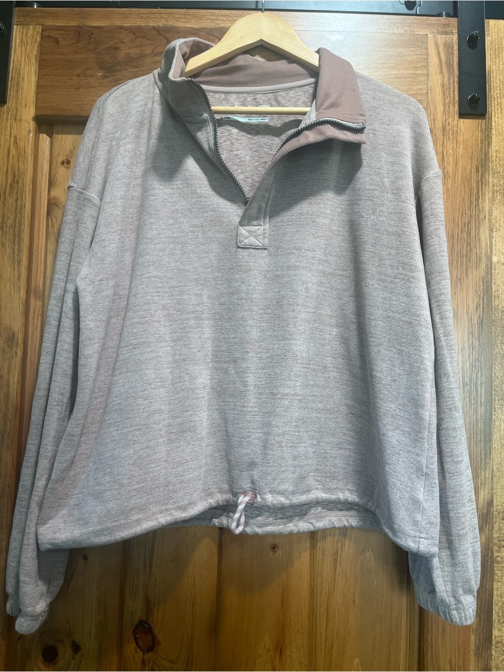 Avalanche Women's Quarter-Zip Pullover in Dusty Mauve